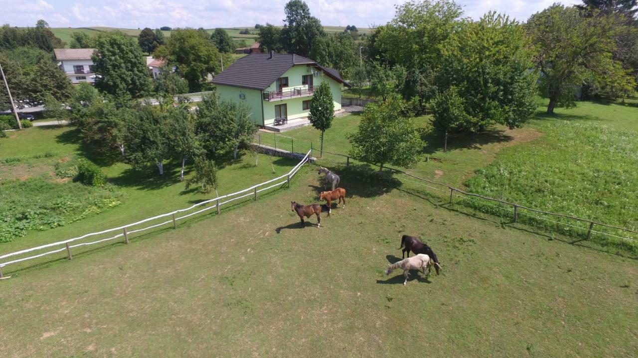 Green Apartment Plitvice Раковица Экстерьер фото