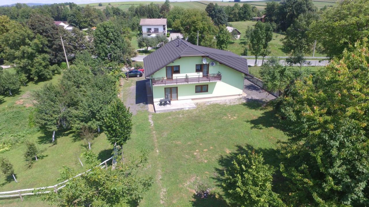 Green Apartment Plitvice Раковица Экстерьер фото